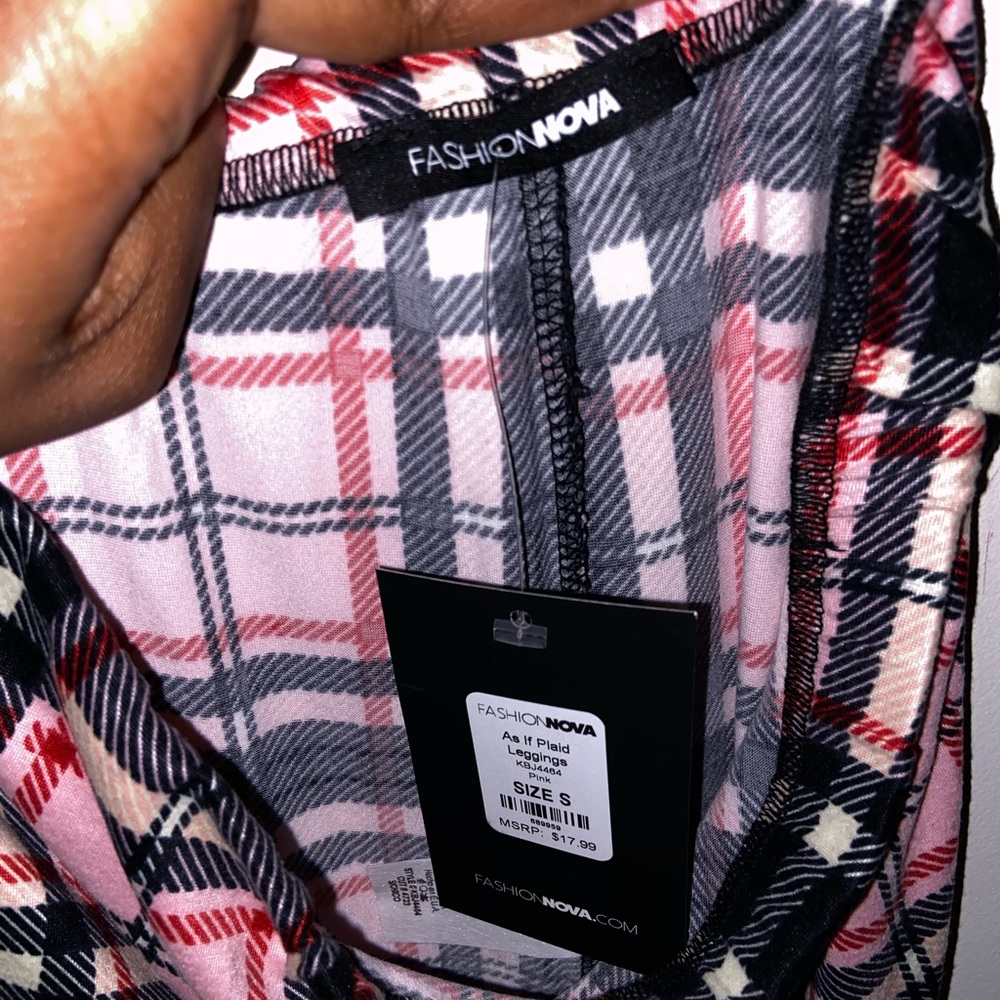 Plaid Leggings (yellow & pink) - Picture 5 of 5